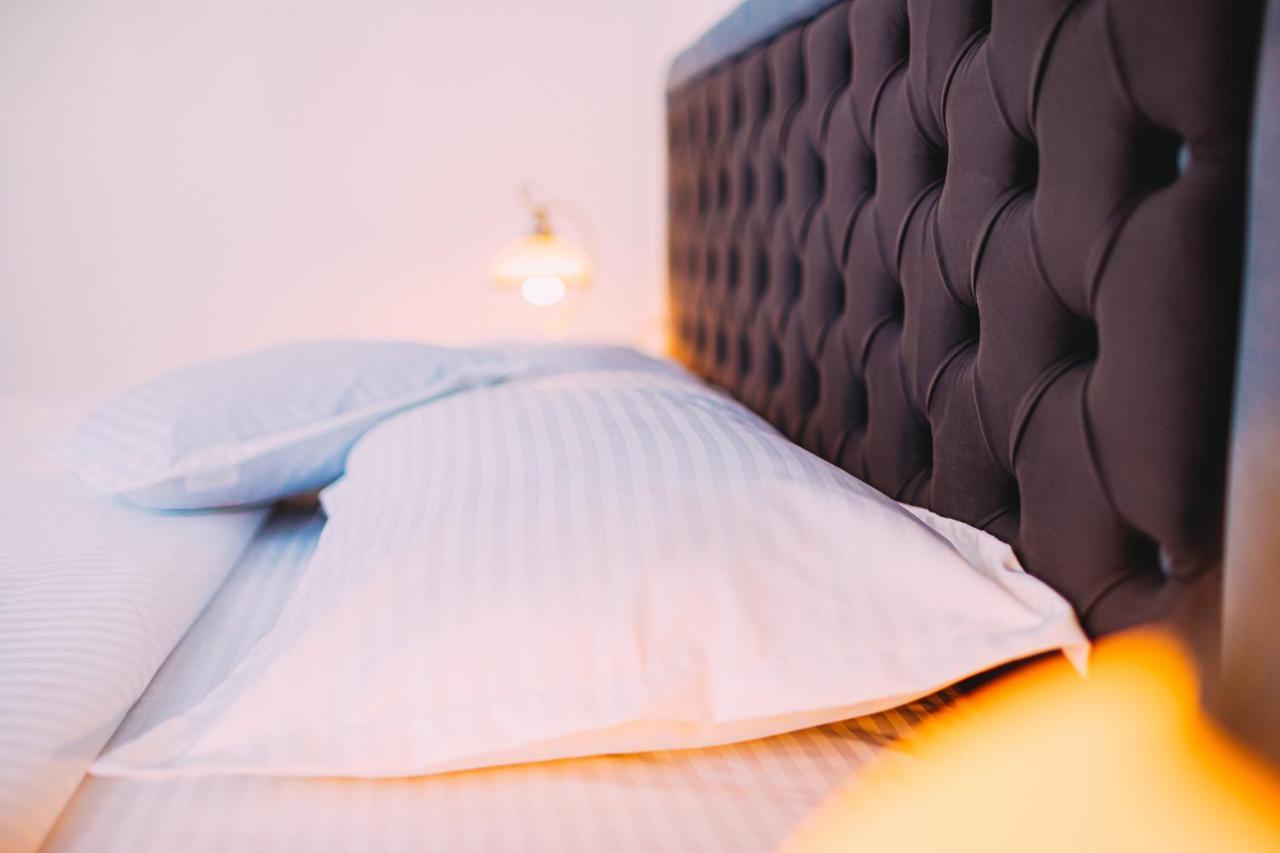 Motel Piatra Corbului Биказ Экстерьер фото